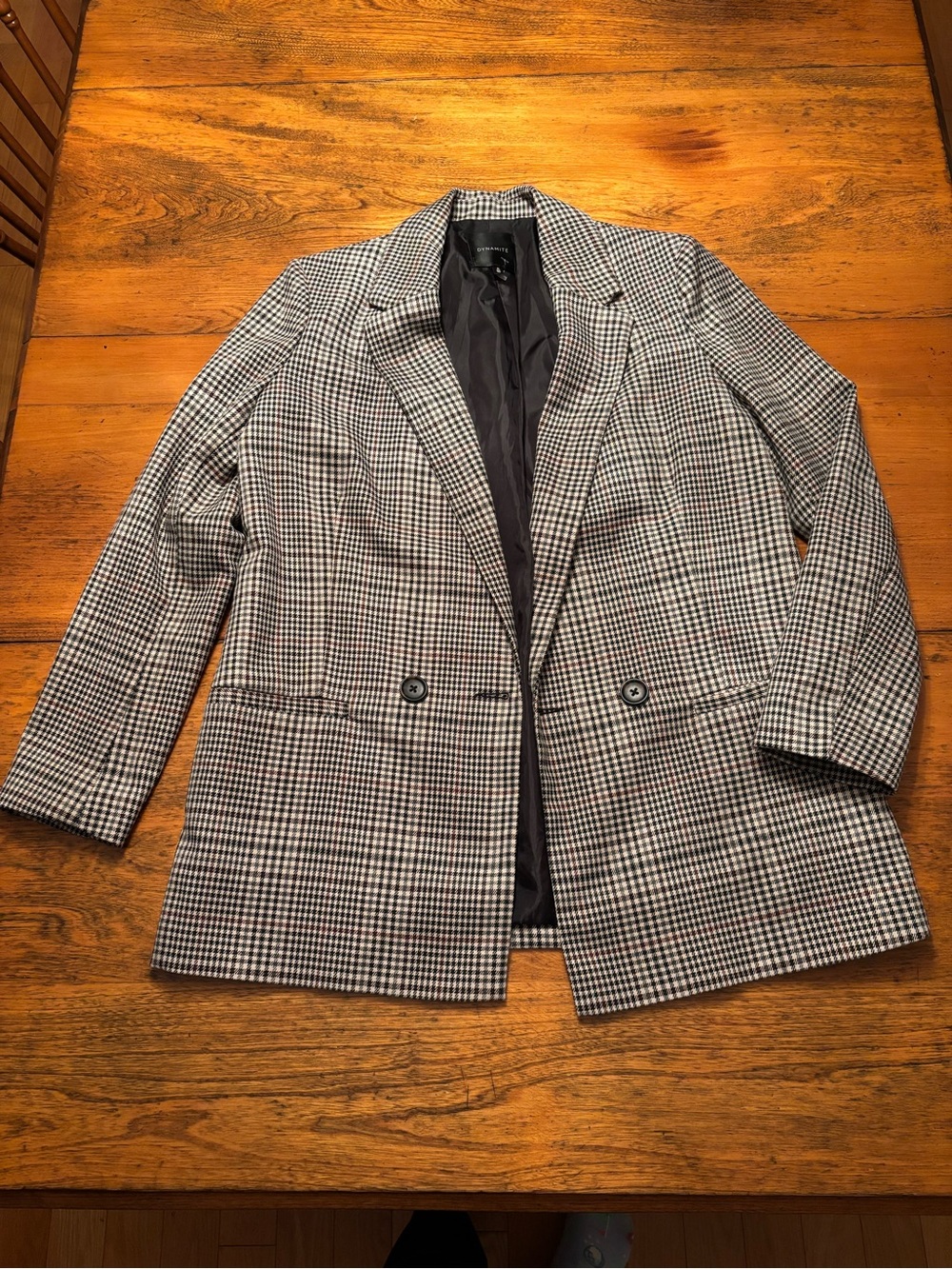 Dynamite Black & White Houndstooth Blazer with Subtle Burgundy Accents